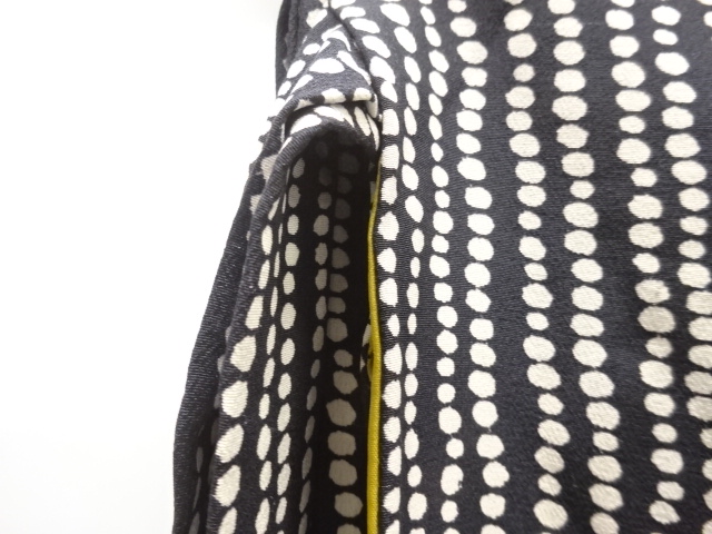  水玉模様二部式小紋着物